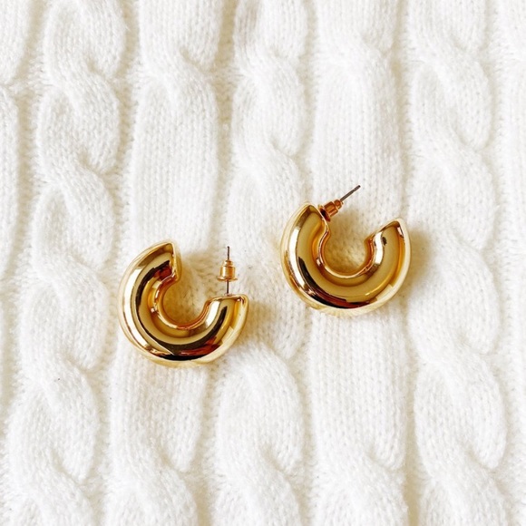 Vintage Jewelry - Vintage Inspired Gold Earrings Hoops